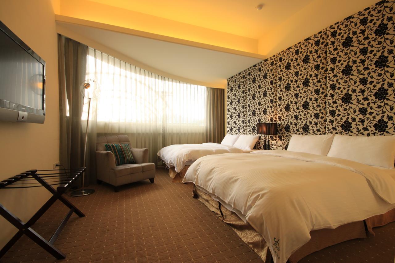 Mountain Fish Water Hotel Jiji Rom bilde